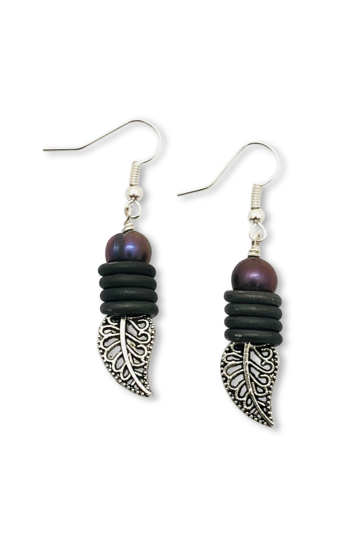 Snare leaf earrings