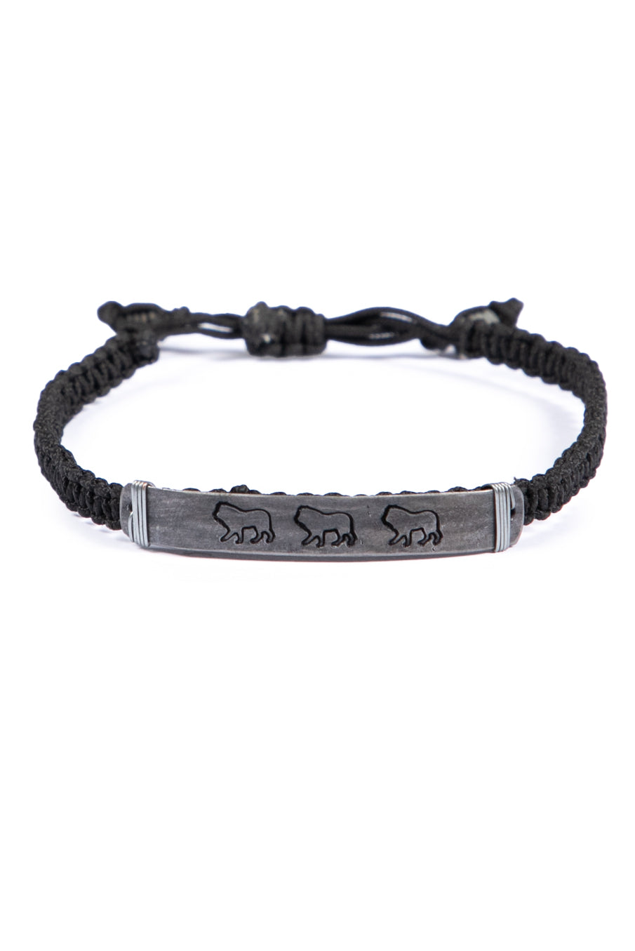 Hammered snare bracelet with lion stamp