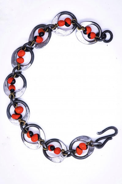 Snare chain bracelet in lucky bean