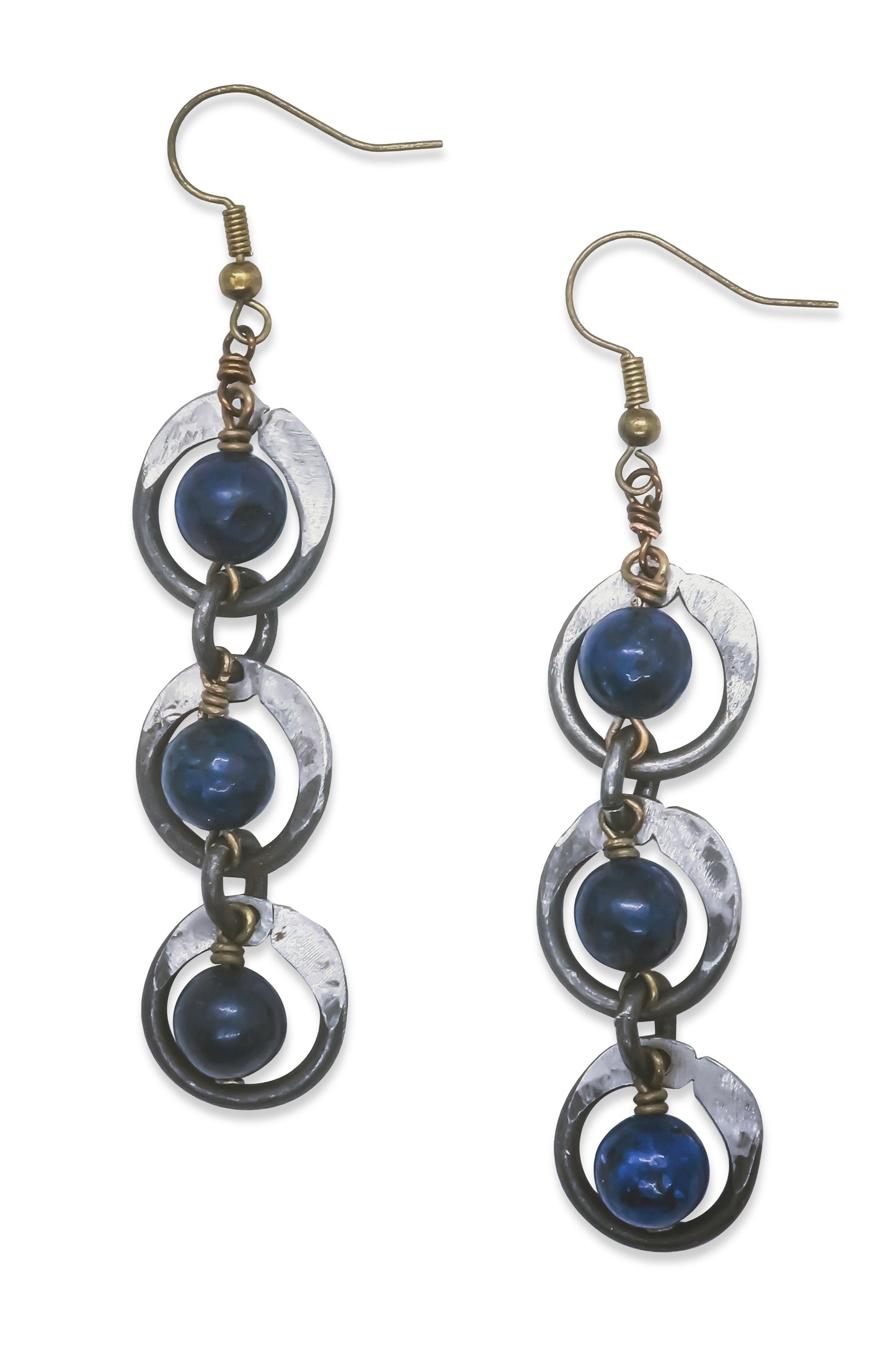 Snare chain earrings in lapis lazuli