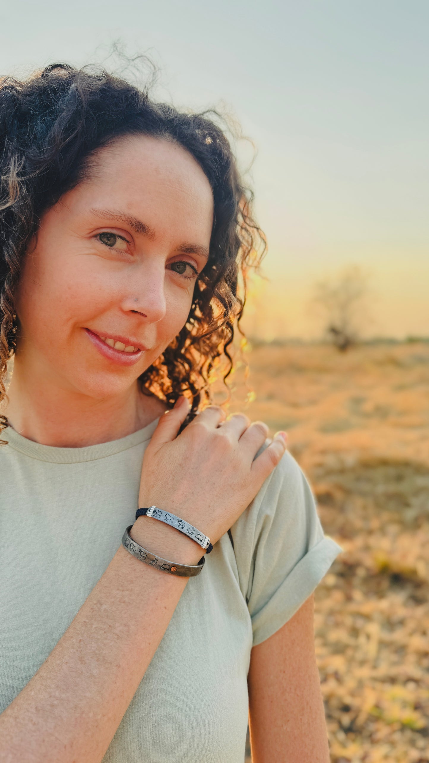 Gladiator snare bracelet with big five stamp