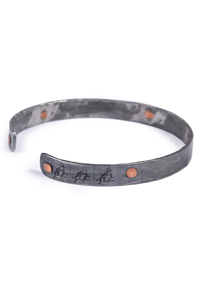 Gladiator snare bracelet