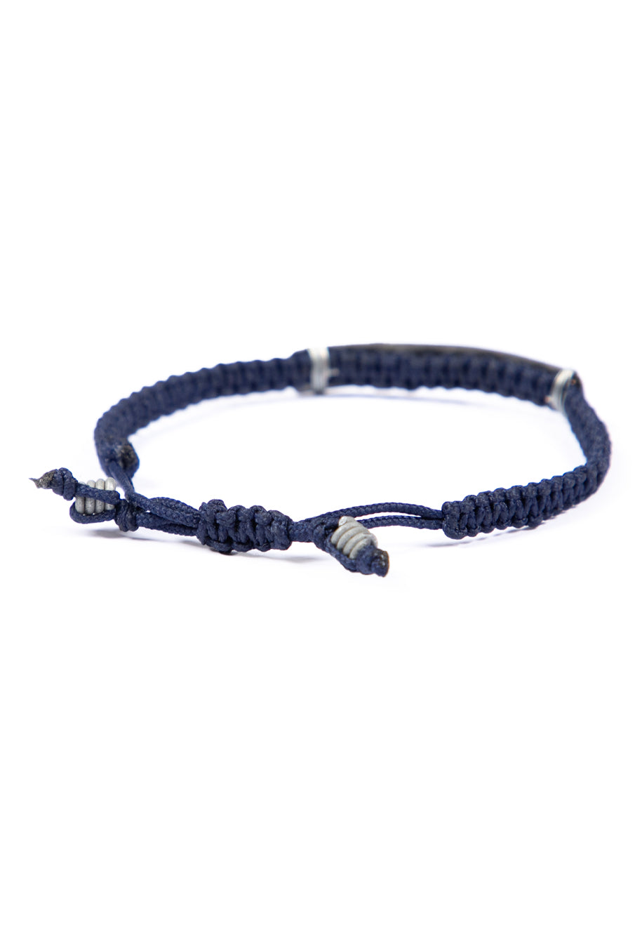 Hammered snare bracelet with buffalo stamp