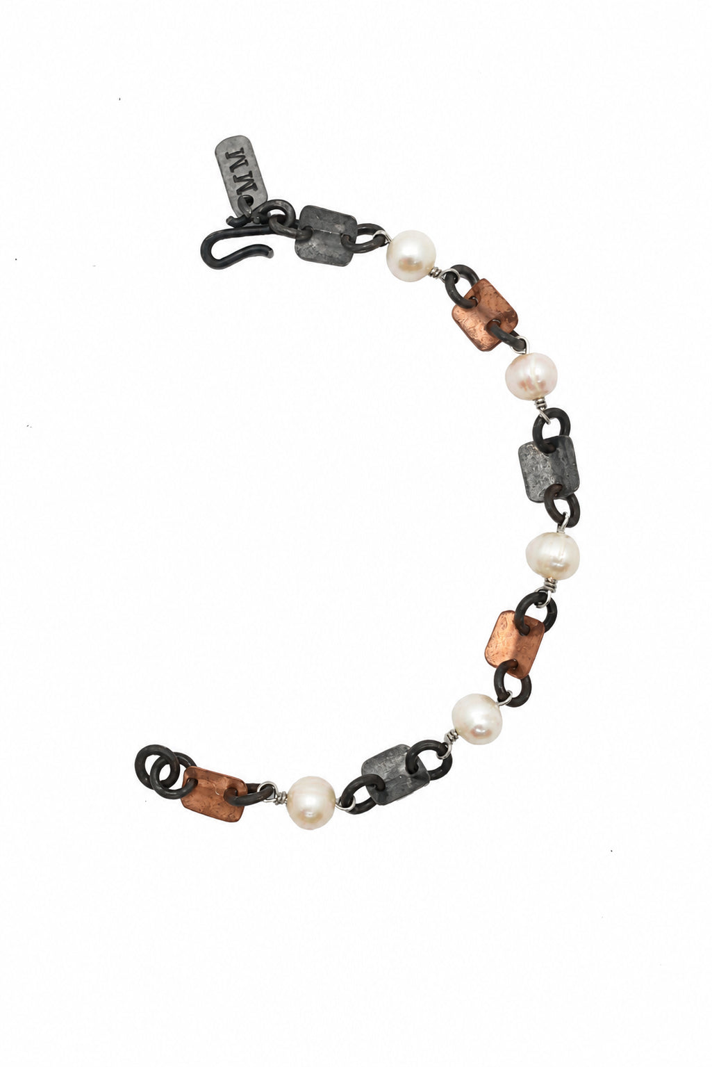 Pangolin & pearl bracelet