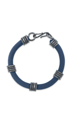 Paracord snare bracelet simple