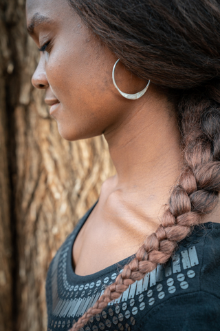 Concentric snare earrings